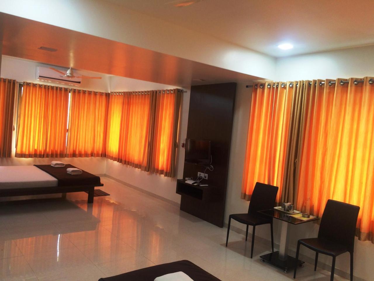 Hotel Shiva'S Inn Trimbak Dış mekan fotoğraf